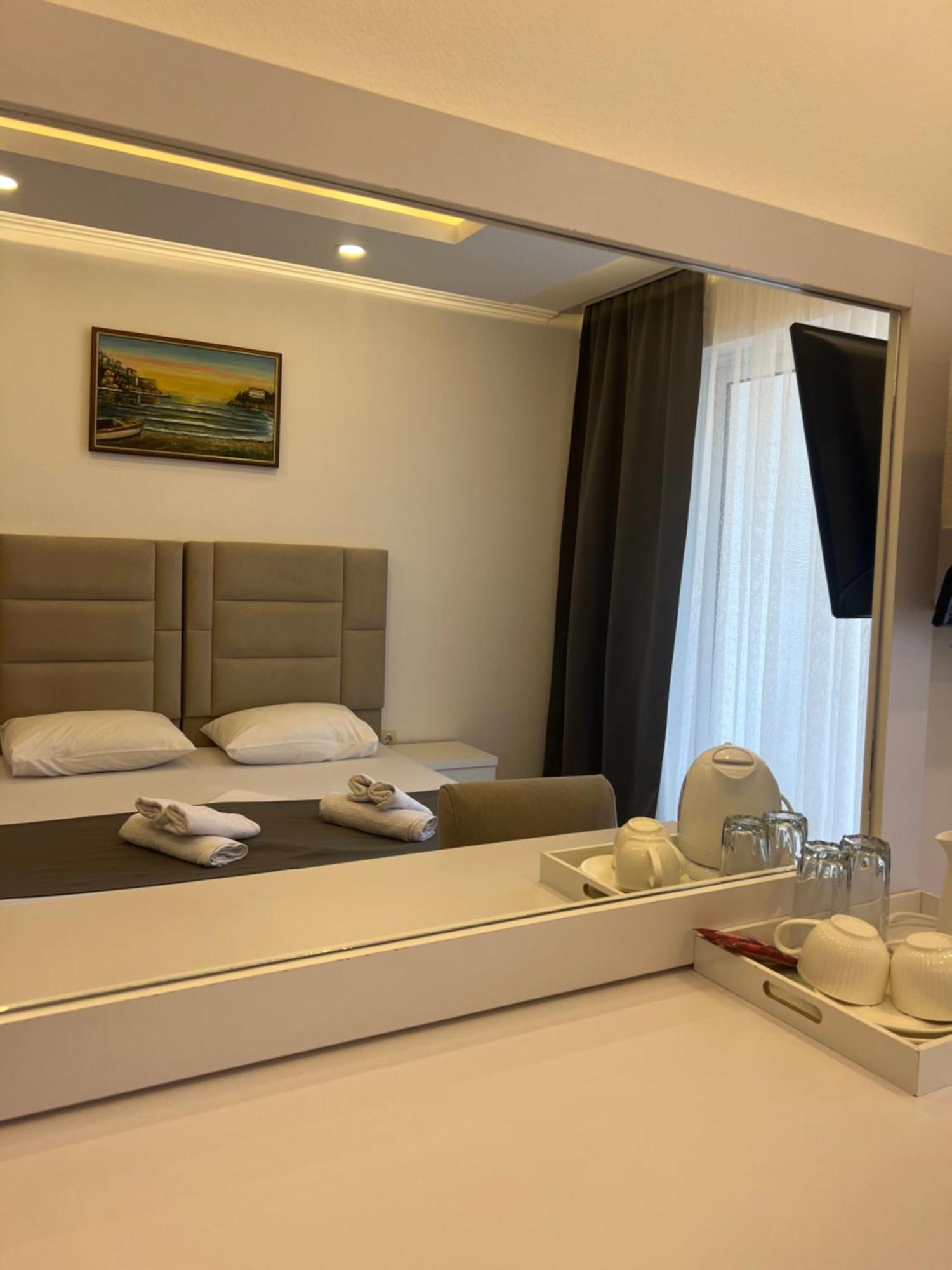 Apartments Fati & Flori Улцинь Экстерьер фото